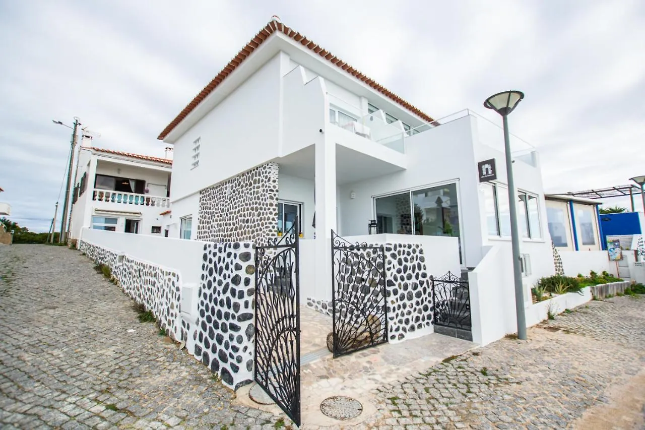 Vila Fortaleza Aljezur Guest house